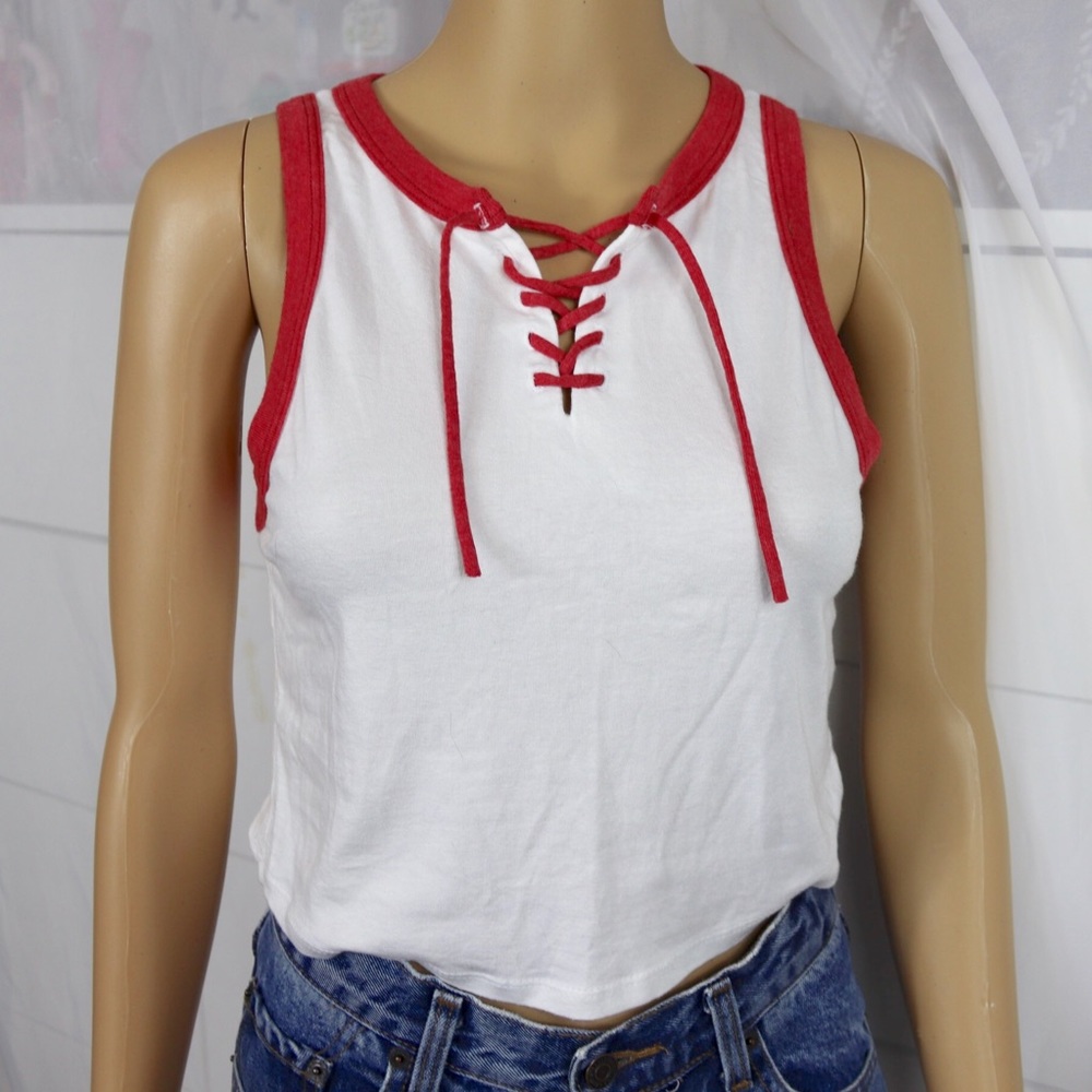 BRANDY MELVILLE WHITE & RED LACE UP CROP TANK